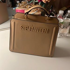 steve madden cross okay